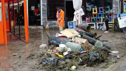Ordu’da kabus dolu saatler: Dereler taştı, iş yerleri sular altında kaldı