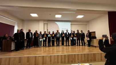 Bilecik’te manevi heyecan: Kur’an-ı Kerim’i güzel okumak için yarıştılar