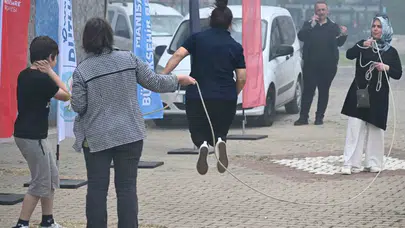 Yağmur engel olamadı: Özel bireylerin neşesi Ortaköy’ü ısıttı