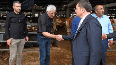 Osmangazi’de bayram mesaisi: Kurban pazarları tüm hazırlıklarıyla görücüye çıktı