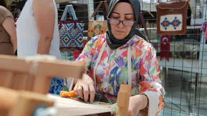 İğne oyasından modern tasarıma: Denizli’nin kadınları hünerlerini sergiliyor
