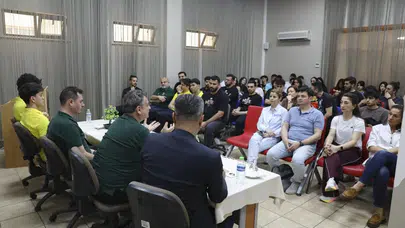 Avrupa’da sistem, Türkiye’de inisiyatif: Basketbolun geleceği Mersin’de masaya yatırıldı