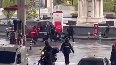 Benzinlikte dehşet anları: Tartışma bir anda meydan savaşına döndü
