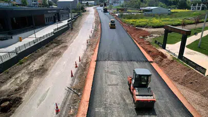 Başiskele’nin çehresi değişiyor: Hoca Ahmet Yesevi Caddesi modern bir görünüme kavuşuyor