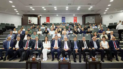 Sanayide dijital dönüşüm alarmı: Kıvanç'tan iş dünyasına "uyum sağlayın" çağrısı