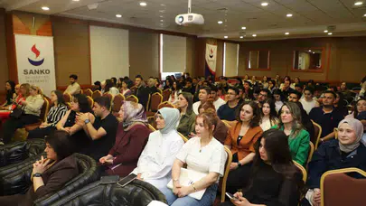 Hemşirelikte vicdan ve etik nöbeti: SANKO’da değerler masaya yatırıldı