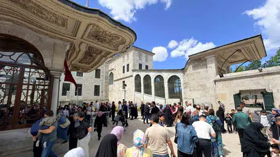 Fethin 573. yılında Fatih’in huzuruna akın ettiler: İstanbul’un kalbinde duygu dolu anlar