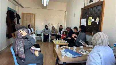 Okulun kapıları velilere açıldı: Kitaplar okundu, bağlar güçlendi