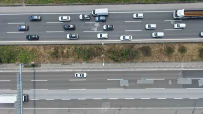 9 günlük bayram tatili başladı: TEM Düzce hattında araç kuyrukları uzadı