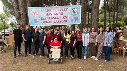 Beyaz önlükleri çıkardılar, doğada stres attılar: Sarıgöl Devlet Hastanesi ekibi bir araya geldi