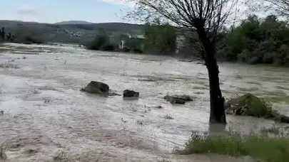 Kastamonu’da kabus dolu saatler: Devrekani Çayı taştı, tarım arazileri göle döndü