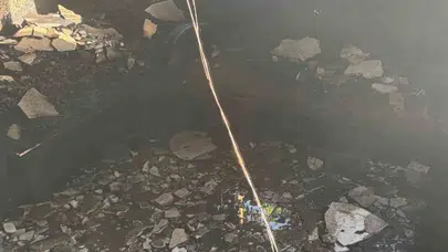 Antakya’da korku dolu anlar: Alevler mahalleyi sarmadan söndürüldü