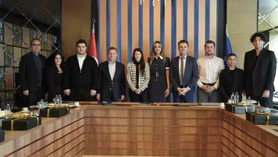 Geleceğin iş dünyasına köprü: Üniversite ve kolejden dev iş birliği hamlesi