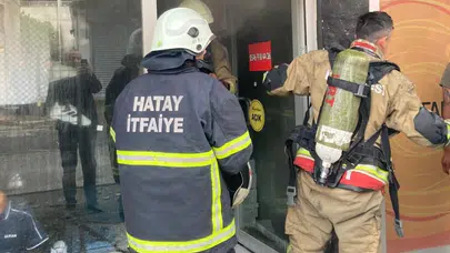 Dörtyol’da korku dolu anlar: Alevler dükkanı sardı, itfaiye zamanında yetişti