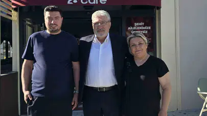 Milli yıldızın vefalı adımı: Karamürsel’de açtığı kafenin kapıları şehit ailelerine sonuna kadar açık