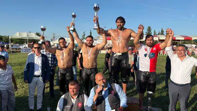 Er meydanında altın kemer İsmail Koç’un: 101 yıllık gelenek nefes kesti