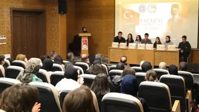 Genç kalemler Mehmet Akif’in izinde: Safahat’ı kendi pencerelerinden anlattılar