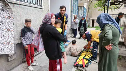 Nevşehir’de korku dolu anlar: Kardeşini kurtarmak isterken o da beton zemine çakıldı