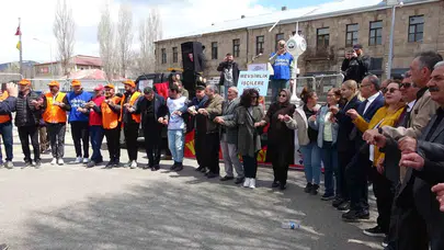 Ardahan’da 1 Mayıs coşkusu: Davul zurna eşliğinde birlik mesajı