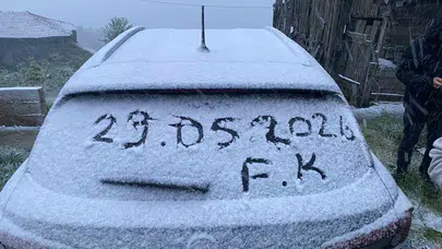 Takvimler yazı işaret etse de kış geri döndü: Mayıs sonunda lapa lapa kar yağdı