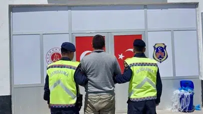 Kırşehir’de firari avı: 8 yılı aşkın hapis cezası olan şahıs kıskıvrak yakalandı