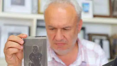 Dijital çağın hızına direnen bir zaman makinesi: 81 yıllık fotoğrafhanede sanatın izleri