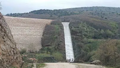 Bilecik'te çiftçinin yüzü güldü: Dereköy Barajı'nda su seviyesi zirve yaptı