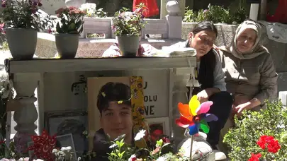 Bayramı mezar başında karşıladı: "5 yıllık ceza adaletsizliğin ta kendisidir"