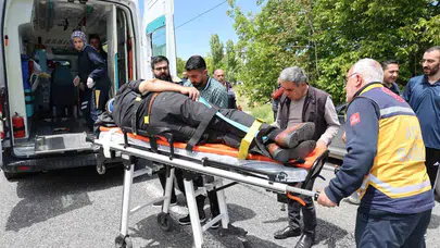 Elazığ-Keban yolunda can pazarı: İki araç birbirine girdi, 5 kişi hastanelik oldu