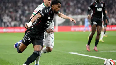 Tüpraş Stadyumu'nda kilitlendi: Beşiktaş ve Konyaspor final biletini ikinci yarıya bıraktı