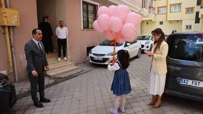 Lösemiyi yenen Zümra’nın gökyüzüne uzanan umudu: Vali amcasıyla balon uçurdu