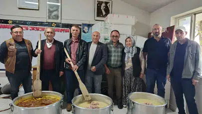 Gördes’te asırlık gelenek: Fundacık’ta buluşan yüzler gönülleri birleştirdi