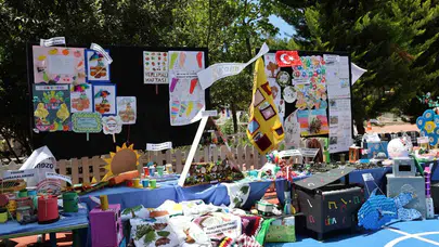 Diyarbakır'da minik ellerden büyük eserler: Geleceğin mimarları yeteneklerini sergiledi