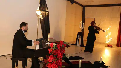 Oltu’da sanat rüzgarı: Piyano tuşlarından dökülen nağmeler izleyenleri büyüledi