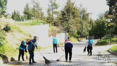 Bayram öncesi vefalı çalışma: Kabirler ziyaretlere hazır hale getirildi