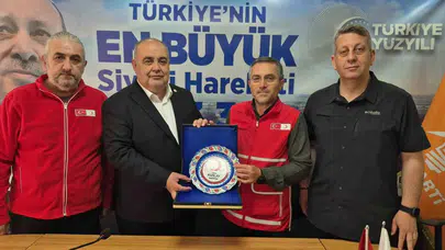 Bartın’da iyilik seferberliği: Protokolden Kızılay’a kurban desteği