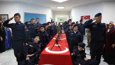 Nevşehir’de üniforma gururu: 17 genç askerlik hayalini gerçeğe dönüştürdü