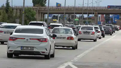Kilit kavşakta bayram mesaisi: 43 ilin yolcuları Kırıkkale’de buluştu