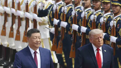 Pekin'de tarihi zirve: Xi Jinping ve Trump'tan gövde gösterisi