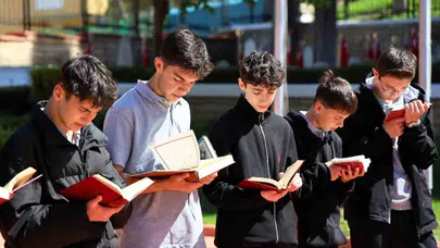 Kut’ül Amare’nin 110. yılında gençlerden vefalı dokunuş: Şehitlikte hem dua hem bakım