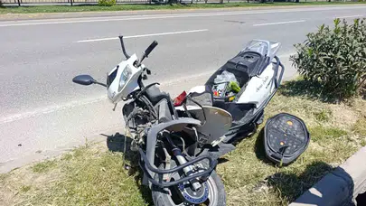 Adıyaman'da trafik dehşeti: Kavşakta çarpışan motosikletlerin sürücüleri hastanelik oldu