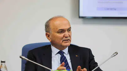 Düzce'de güven tazeledi: Faruk Özlü DİKAB'ın dümeninde kalmaya devam edecek