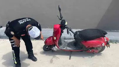 Karaman’da dehşet anları: Ehliyetsiz sürücünün kullandığı elektrikli bisiklet yola savruldu