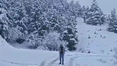 Isparta'da mevsim normalleri şaşırttı: Mayıs ayında lapa lapa kar sürprizi