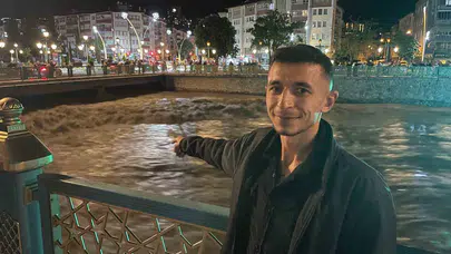 Yeşilırmak’ta korkutan yükseliş: Tehlikeyi hiçe sayıp köprüye koştular