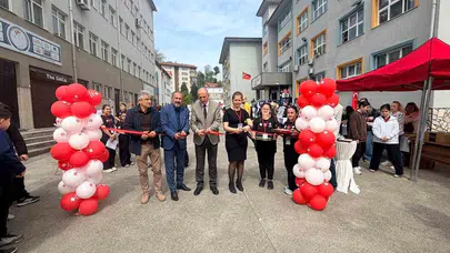 Geleceğin mucitleri sahnede: Ortaokullu öğrencilerden bilim şöleni