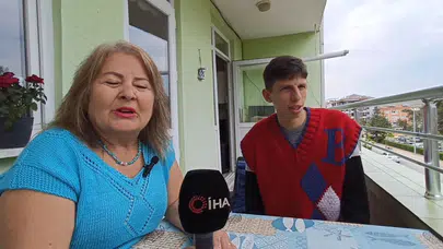 Kalbinin ritmi müziğe dönüştü: Bir annenin evladı için piyano tuşlarında verdiği yaşam mücadelesi