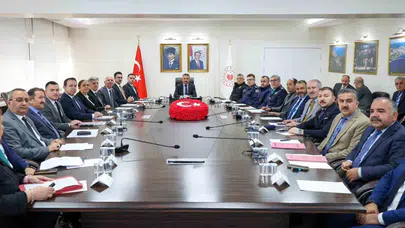 Zonguldak'ta kritik zirve: Bağımlılıkla mücadelede yeni yol haritası masaya yatırıldı