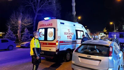 Tavşanlı'da motosikletin yayaya çarptığı kazada iki kişi yaralandı