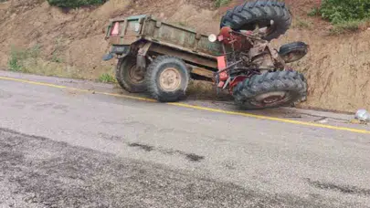 Tarladan dönerken kabusu yaşadı: Yağmurun kayganlaştırdığı yolda traktörüyle şarampole uçtu
